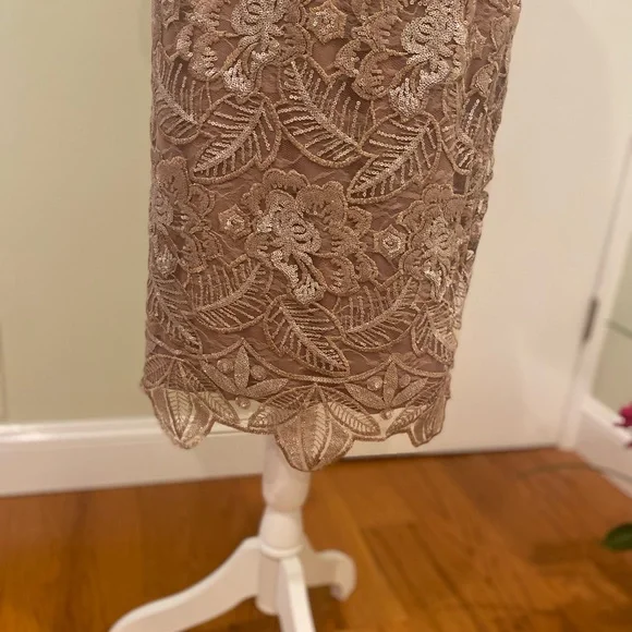 New BHLDN Mackenzie Embroidered Metallic Rose Gold Size 8 - Picture 7 of 15